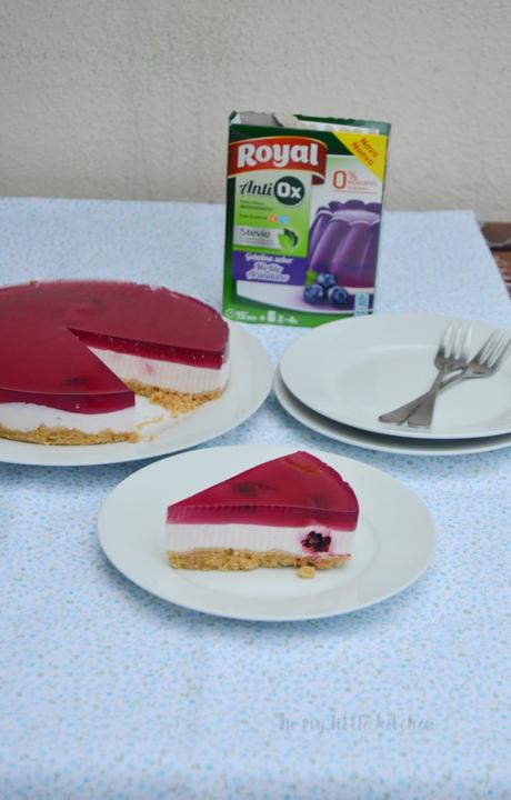Tarta fría de yogur, mora y gelatina de arándanos con Degustabox