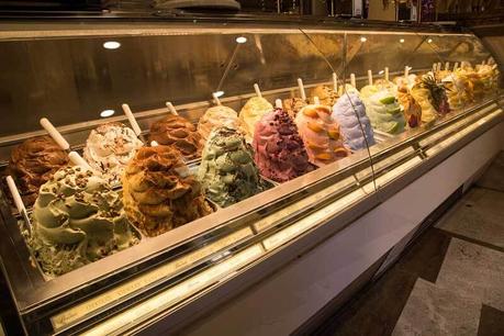 Gelato ▷ Comentario sobre las 9 mejores cosas que hacer en el lago de Garda, Italia con niños por Paul Farrell