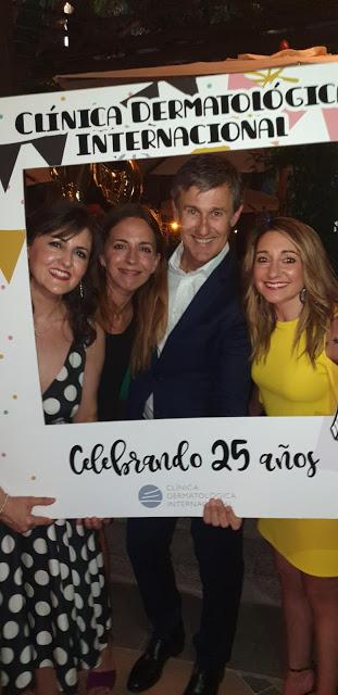 CELEBRACION DEL 25 ANIVERSARIO DE CLINICA DERMATOLOGICA INTERNACIONAL