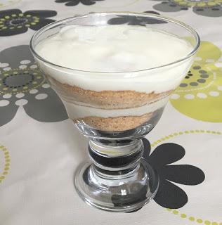 Postre fácil de limón con galletas