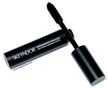Maquillaje y Tratamiento en la Nueva Gama Skincare Make Up de Skeyndor Maquillaje y Tratamiento en la Nueva Gama Skincare Make Up de Skeyndor