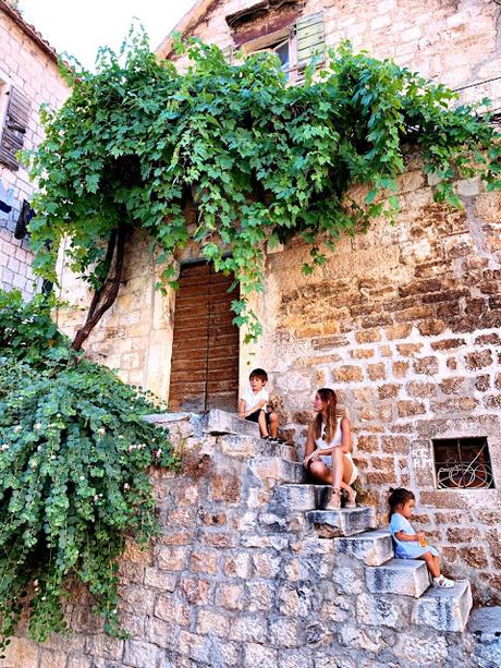 CROACIA | Krka, Síbenik, isla de Brac y Trogir - Marilyn's Closet CROACIA | Krka, Síbenik, isla de Brac y Trogir - Marilyn's Closet