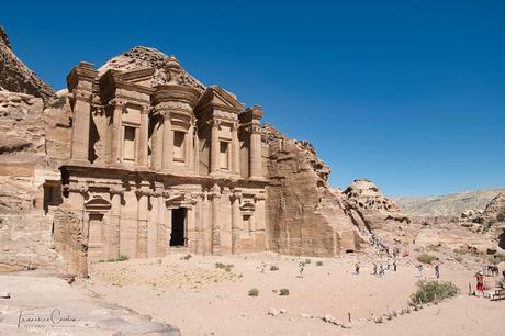 El Monasterio. Una enorme recompensa después de una estupenda caminata por las montañas de Petra. Viajes_Abuelohara_Jordania