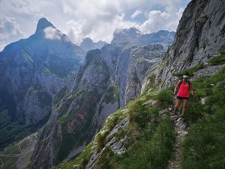 TESORERO Y SENDA DEL HACHERO