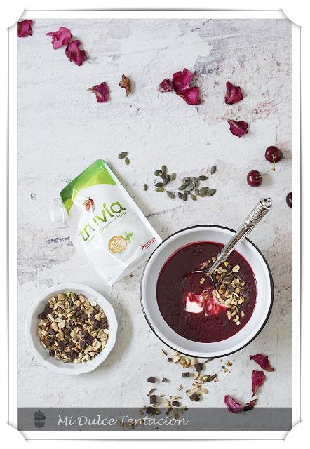 Crema fría de Cerezas con Topping Crujiente