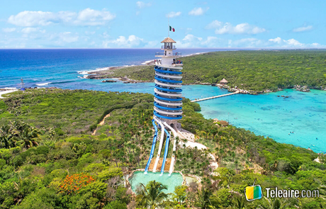 Faro Mirador en Parque Acuático Xel-Há