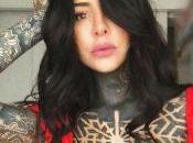 extrañas fotos Cande Tinelli desnuda ducha, particular detalle