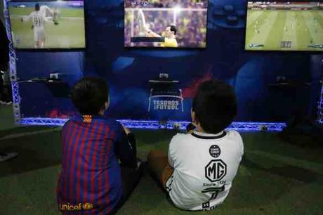 Éxito total en primera jornada del Tour y Museo: “Los Tesoros del Fútbol”