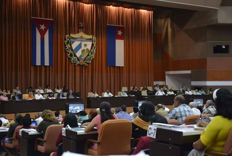 Informan a los diputados organismos claves para la economía de Cuba