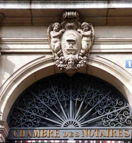 El rombicuboctaedro en la Notaría de París El rombicuboctaedro en la Notaría de París