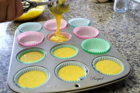 Magdalenas de pueblo con pepitas de chocolate