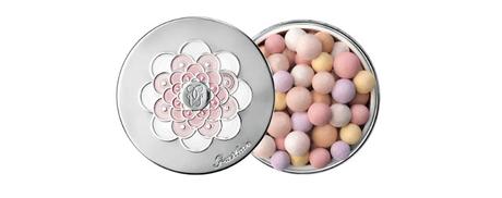 Consigue un Halo Infinito de Luz en la Tez con los Meteoritos de Guerlain Consigue un Halo Infinito de Luz en la Tez con los Meteoritos de Guerlain