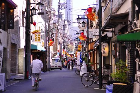 Relaxing-Spots-in-Japans-Capital-quiet-streeet-1024x680 ▷ 6 lugares relajantes en la capital de Japón