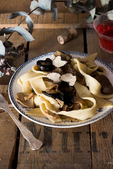 PASTA CON SETAS Y TRUFA DE VERANO