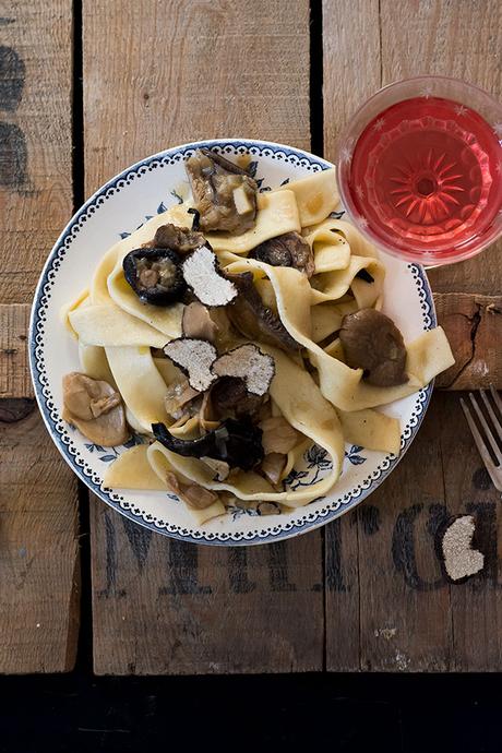 PASTA CON SETAS Y TRUFA DE VERANO