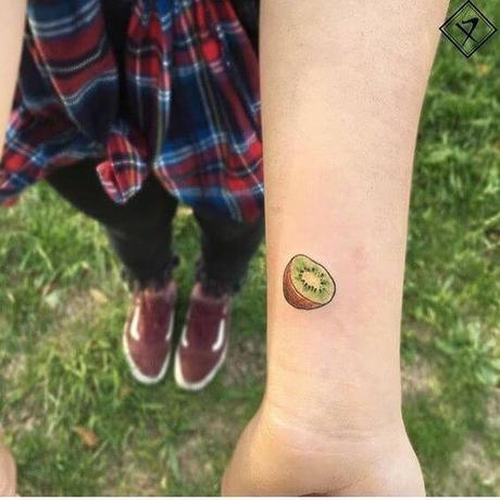 tatuaje-kiwi