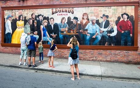 legends-corner-nashville ▷ Comente 15 cosas increíbles para hacer en Nashville con niños (¡a los adultos también les encantan!) Visitando Nashville con niños pequeños: cosas importantes que hacer en la ciudad de la música - Viajes con Tykes