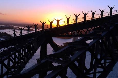 Sydney-Harbour-Bridge-climb-at-Twilight ▷ Comenta sobre ¿Harías la subida del puente del puerto de Sydney? por la guía para una experiencia inolvidable en Nueva Gales del Sur - DailyStar