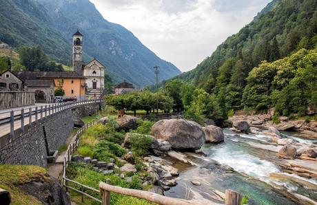 Lavertezzo.jpg.optimal ▷ Cómo visitar Ponte dei Salti, Valle Verzasca, Suiza