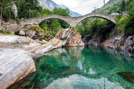 Ponte-dei-Salti.jpg.optimal ▷ Cómo visitar Ponte dei Salti, Valle Verzasca, Suiza