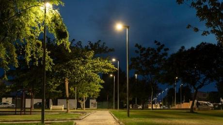 Schréder renueva el alumbrado de La Pobla de Vallbona suministrando más de 5.000 luminarias LED