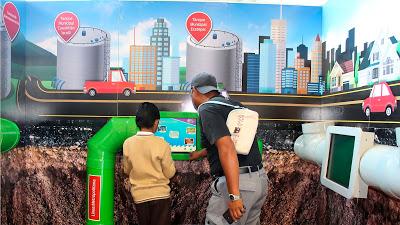 DISFRUTAN NIÑOS DE COACALCO LA EXPOSICIÓN ITINERANTE AGUAS CON EL AGUA