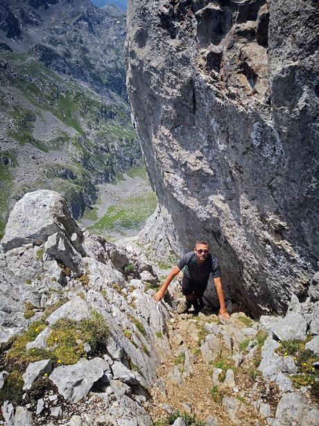 Canalón Oscuro, Palazana, Prau Albo y Fariñentu Canalón Oscuro, Palazana, Prau Albo y Fariñentu