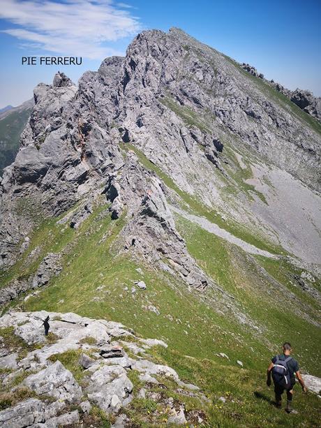 Canalón Oscuro, Palazana, Prau Albo y Fariñentu Canalón Oscuro, Palazana, Prau Albo y Fariñentu