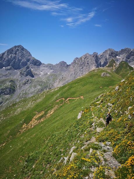 Canalón Oscuro, Palazana, Prau Albo y Fariñentu Canalón Oscuro, Palazana, Prau Albo y Fariñentu