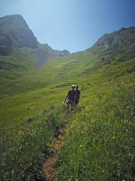 Canalón Oscuro, Palazana, Prau Albo y Fariñentu Canalón Oscuro, Palazana, Prau Albo y Fariñentu
