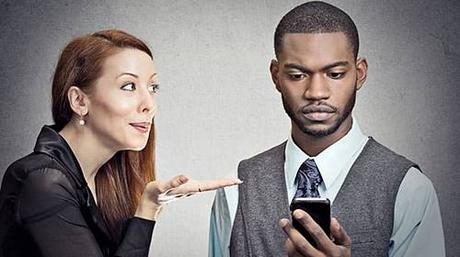 Cuatro formas de controlar nuestras reacciones ante la gente tóxica. treat-toxic-people.jpg