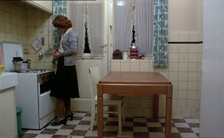 Jeanne Dielman, 23, Quai du Commerce, 1080 Bruxelles - 1975