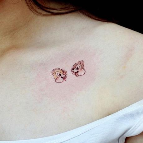 22 Tatuajes animados para mujeres tan pequeños como originales