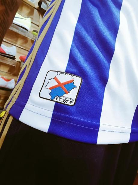 Así es la nueva equipación de la Ponferradina