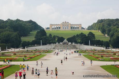 schonbrunn-palacio-verano-sissi-viena Las 10 ciudades más bonitas de Europa (que has de ver al menos una vez)