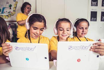 Las pequeñas prefieren los experimentos científicos, la robótica y la programación según Smartick Las pequeñas prefieren los experimentos científicos, la robótica y la programación según Smartick