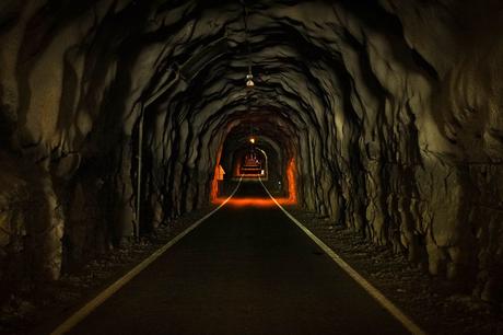 driving-in-the-faor-islands-tunnels-2-1024x683 ▷ Conducir en las Islas Feroe: 10 consejos para ponerte en marcha