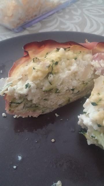 TARTALETAS DE JAMON, CALABACIN Y REQUESON