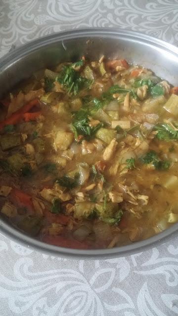 CURRY DE POLLO Y VERDURAS
