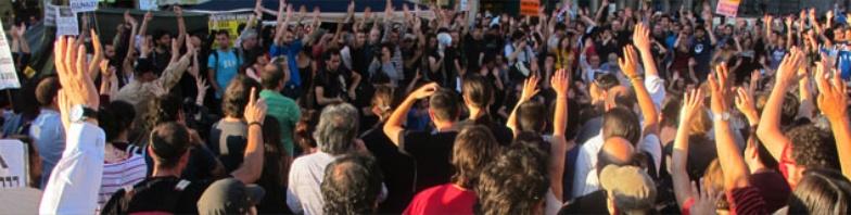 el movimiento 15 M continúaen toda España, la revolución de las amapolas