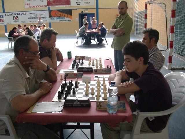 El CM Ángel Murcia Paredes hace tablas con Iván Lucas Vega y lidera el Campeonato regional de Ajedrez Individual Absoluto, Foto 2