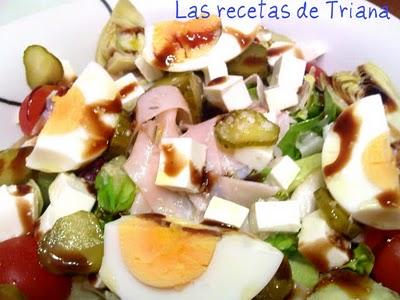 Ensalada de queso y pavo