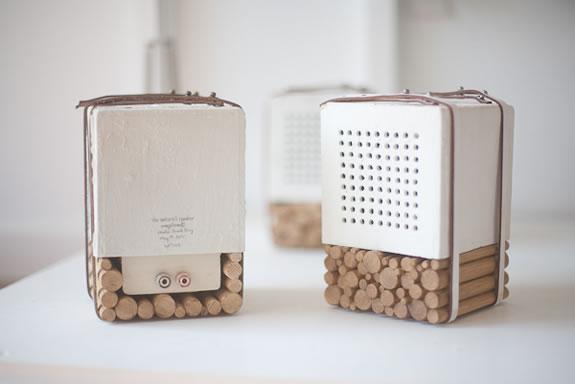 The Natural Speaker :: altavoces de porcelana y madera