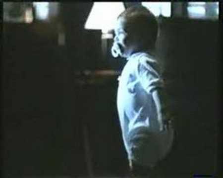 “Chupete”: Una corta y aprovechada vida YouTube Preview Image