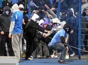 publican fotos hinchas violentos Polonia