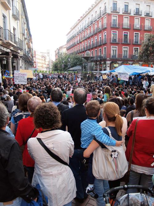 Se triplica la asistencia a las concentraciones en #acampadavalladolid