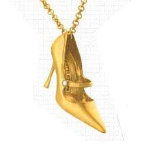 Ponte un zapato en el cuello. Ponte un zapato en el cuello.