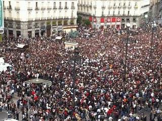 Indignación, Reacción, Revolución.