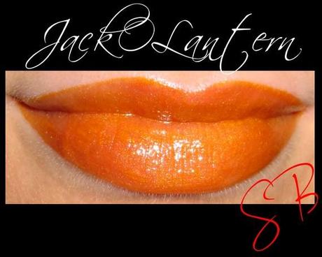 Reseña: Goth Lips Stix Jack O Lantern por Sobe Botanicals Reseña: Goth Lips Stix Jack O Lantern por Sobe Botanicals