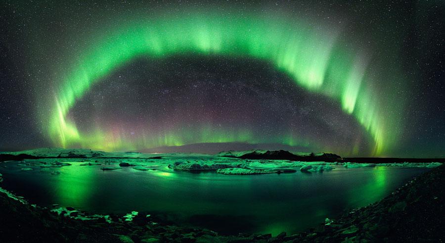 Noche estrellada sobre Islandia